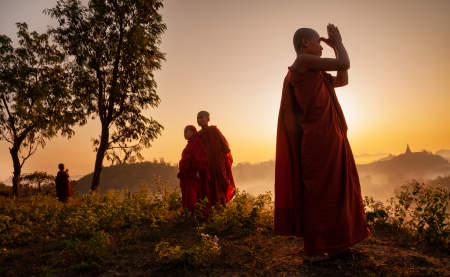 Shwemyawar Monastery, Sunrise Mrauk-U